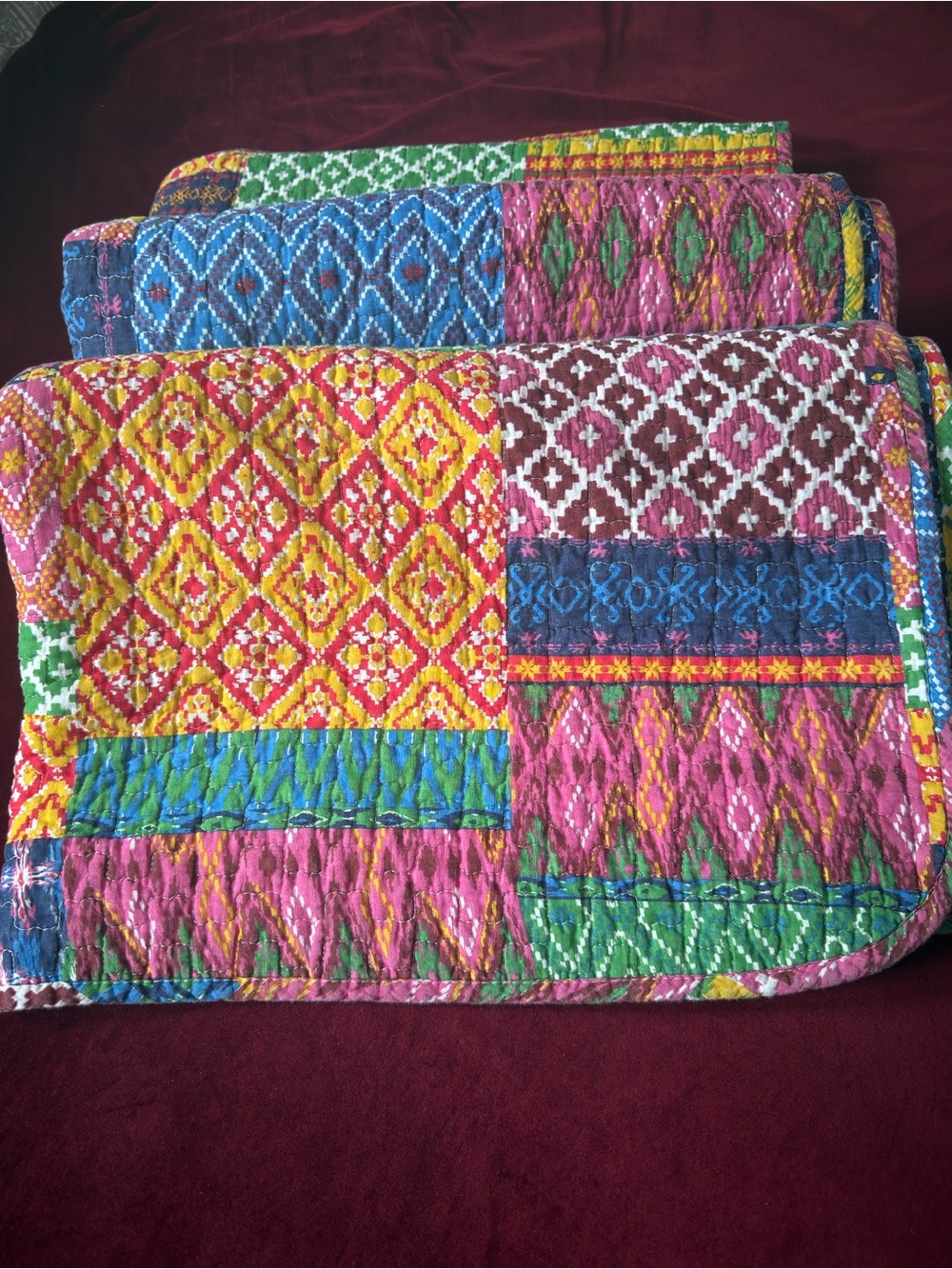 Multicolor Patchwork Boho Quilte with 2 pillow shams - Picture 4 of 6